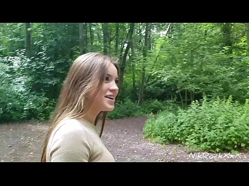 ❤️ Pasiūliau Evelinai, kad dulkintumėmės viešoje vietoje! Ji sutiko. Tada išdulkinau ją į užpakalį ir pasidariau į burną. Tada ji pasidarė šlapimo. Seks video prie lt.sexygirlspics.ru ☑
